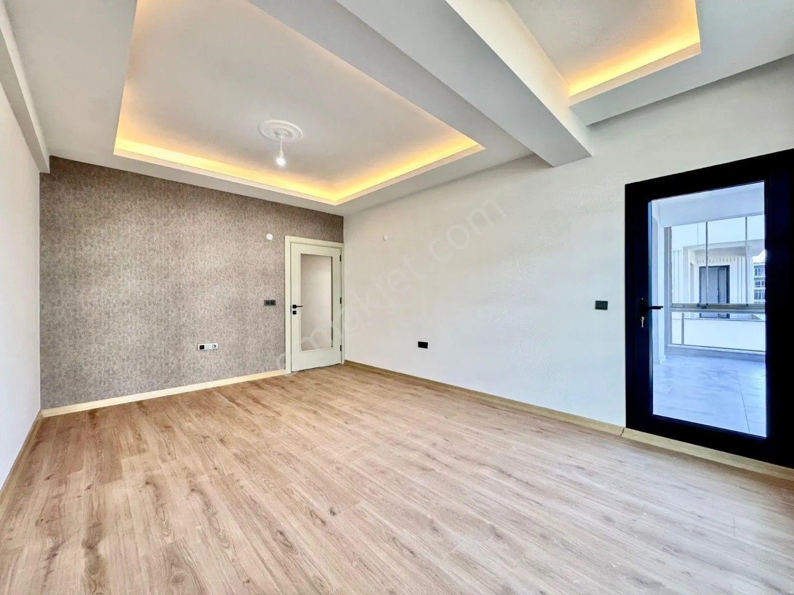 ⫸akçay Best Emlaktan⫷akçay'da Tasarım Harikası Eşsiz Ön Cephe Ayrı Mtfk Kapalı Otoparklı 2+1 Daire — fotoğraf 12