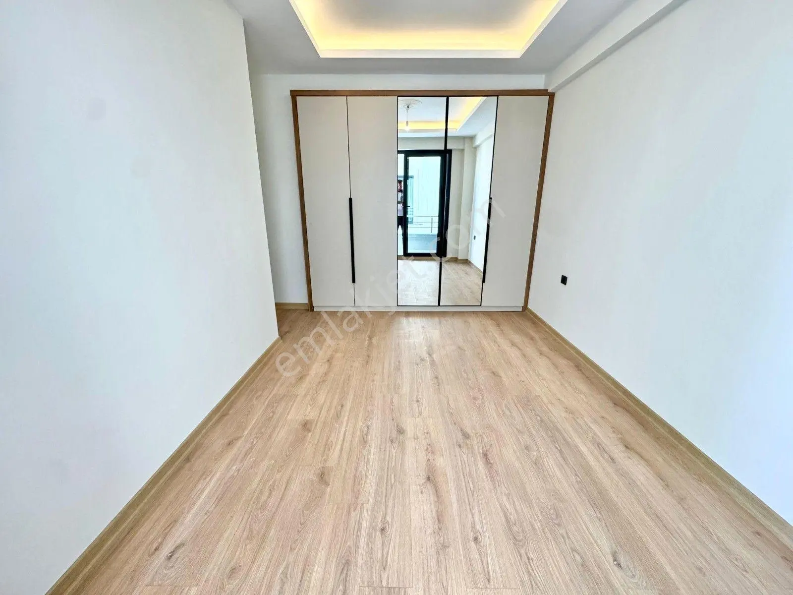 ⫸akçay Best Emlaktan⫷akçay'da Tasarım Harikası Eşsiz Ön Cephe Ayrı Mtfk Kapalı Otoparklı 2+1 Daire — fotoğraf 29