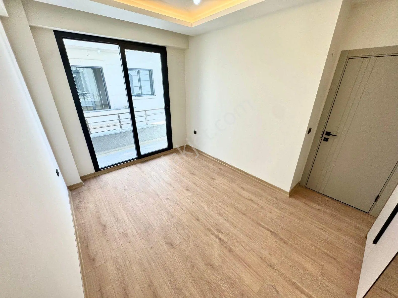 ⫸akçay Best Emlaktan⫷akçay'da Tasarım Harikası Eşsiz Ön Cephe Ayrı Mtfk Kapalı Otoparklı 2+1 Daire — fotoğraf 30