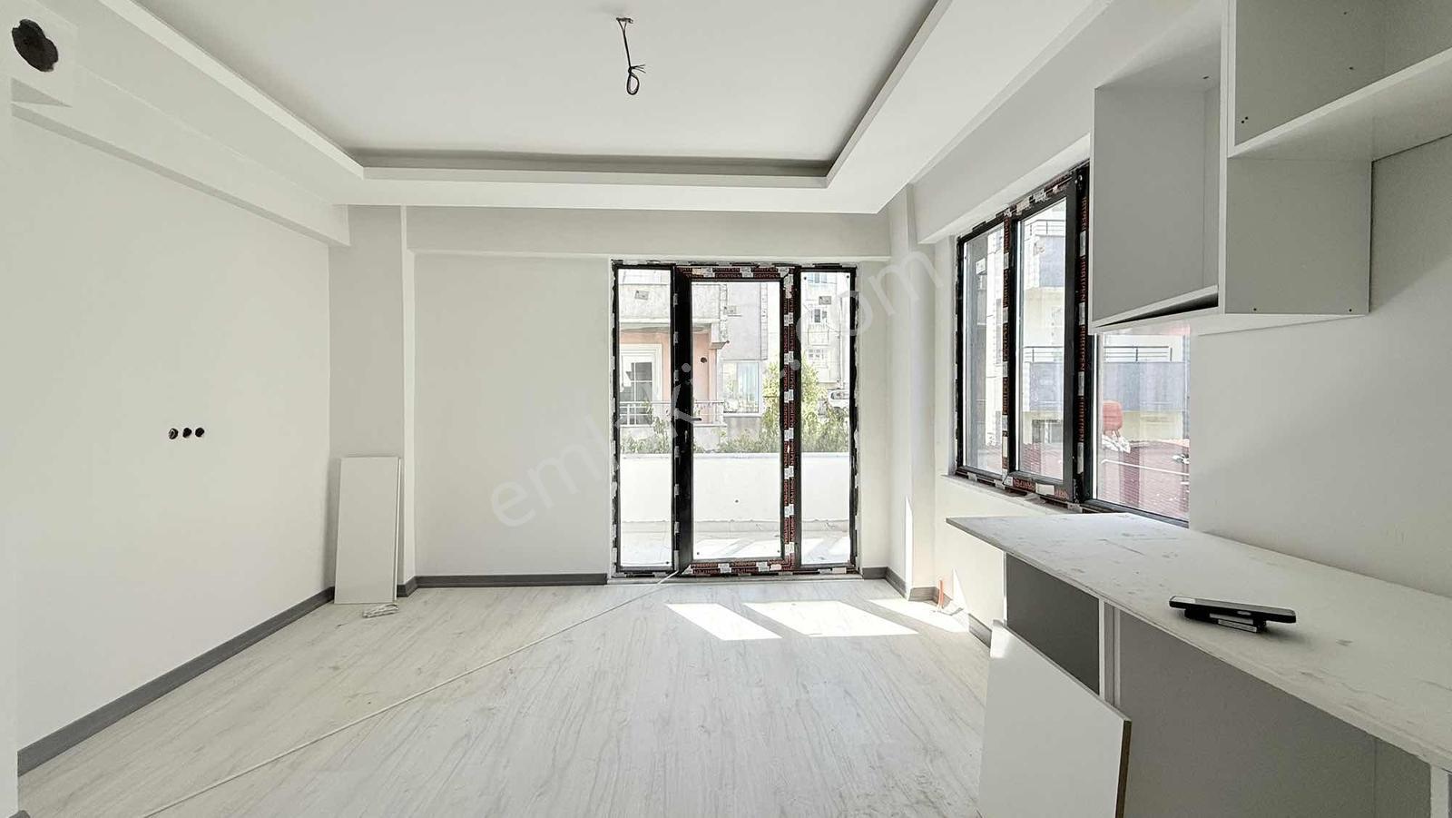 Kıyıköy'De Kaçırılmayacak Fırsat Ara Kat Satılık 2+1 Daire
