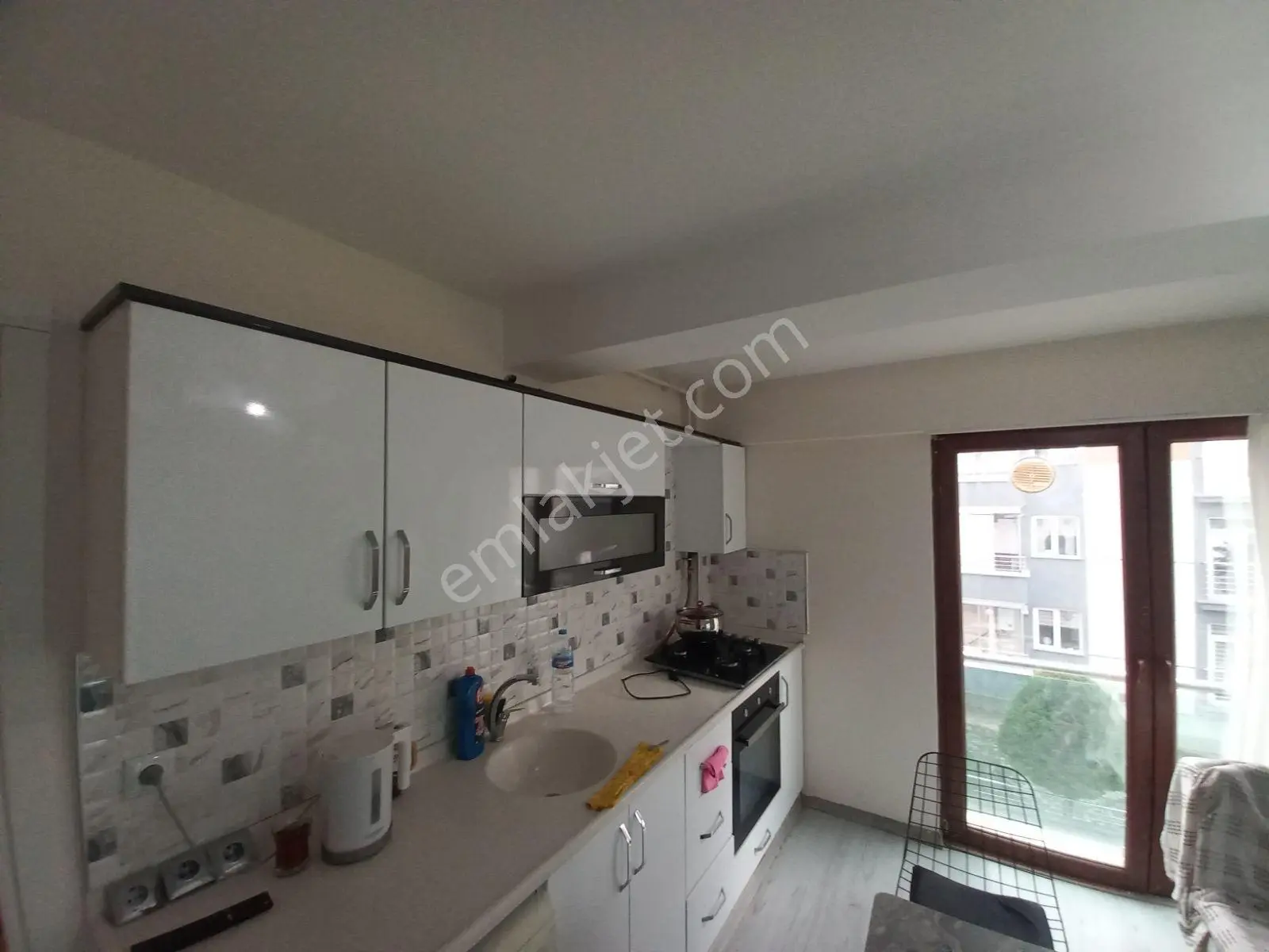 Atakum Yenimahalle'de Anayola Yakın , Kiracılı Satılık 1+1 Daire — fotoğraf 9