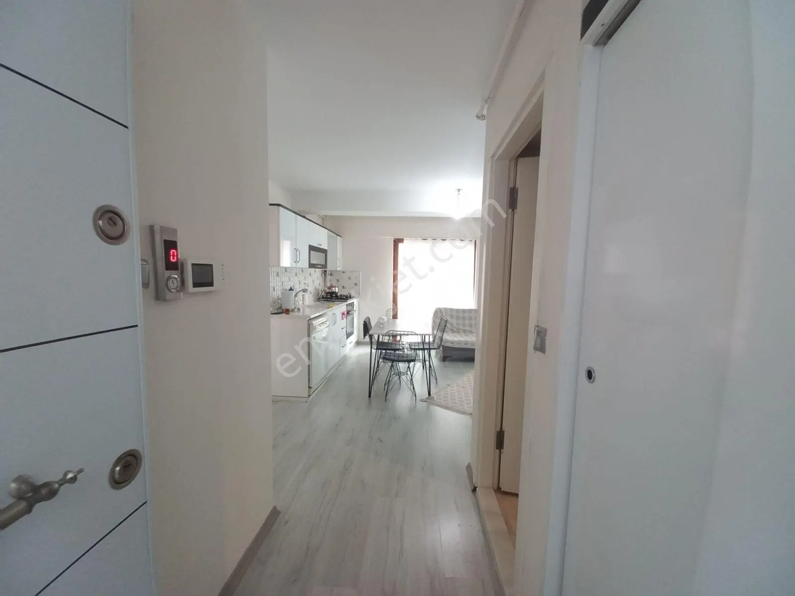 Atakum Yenimahalle'de Anayola Yakın , Kiracılı Satılık 1+1 Daire — fotoğraf 12
