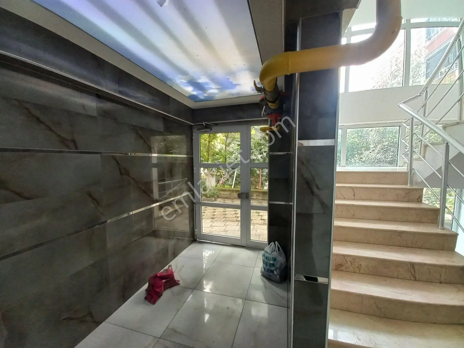 Atakum Yenimahalle'de Anayola Yakın , Kiracılı Satılık 1+1 Daire — fotoğraf 22