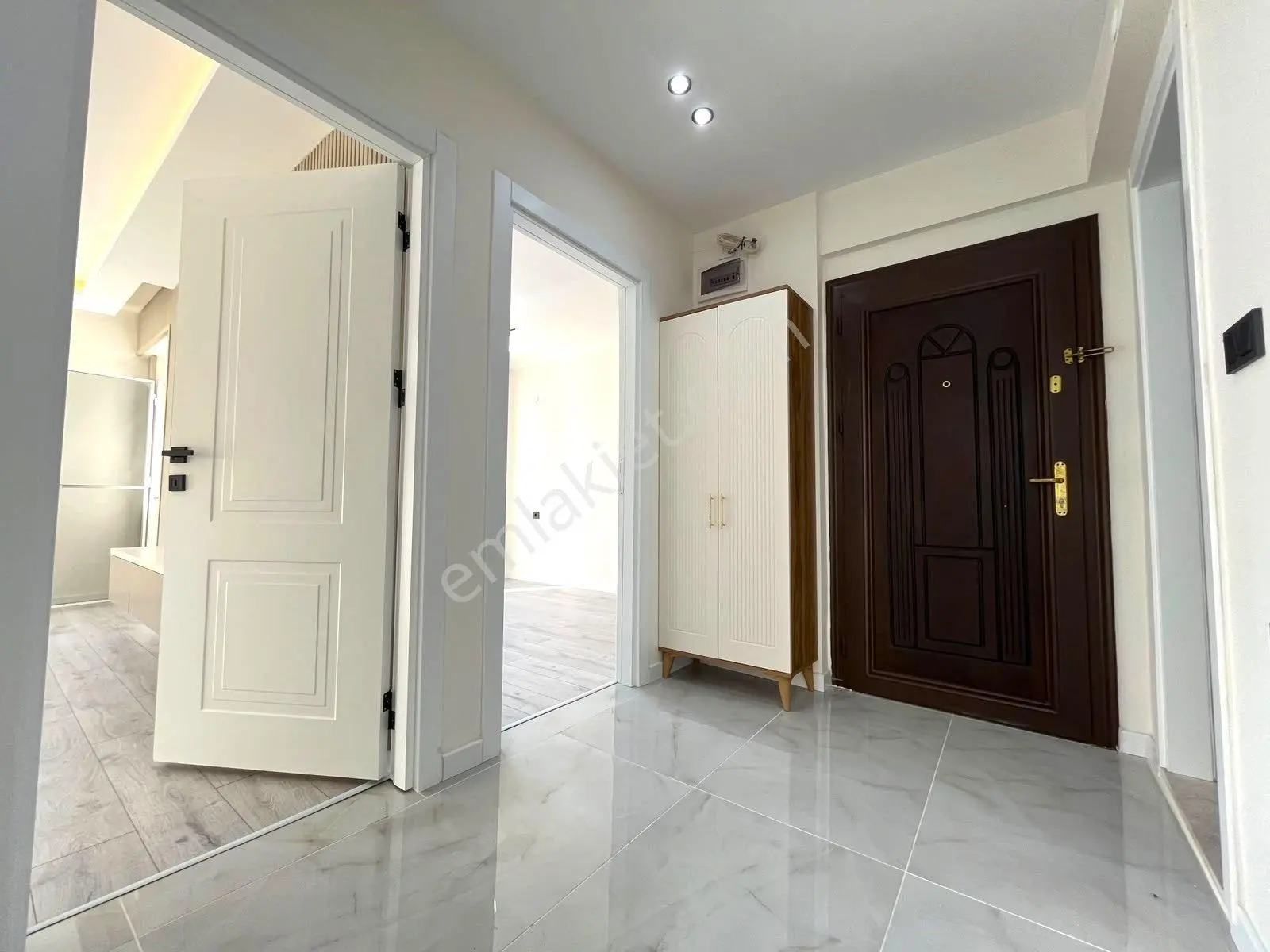 Gümüşden Akçayın Kalbinde Denize 300m Ön Cephe Arakat Masrafsız 2+1 Daire — fotoğraf 3