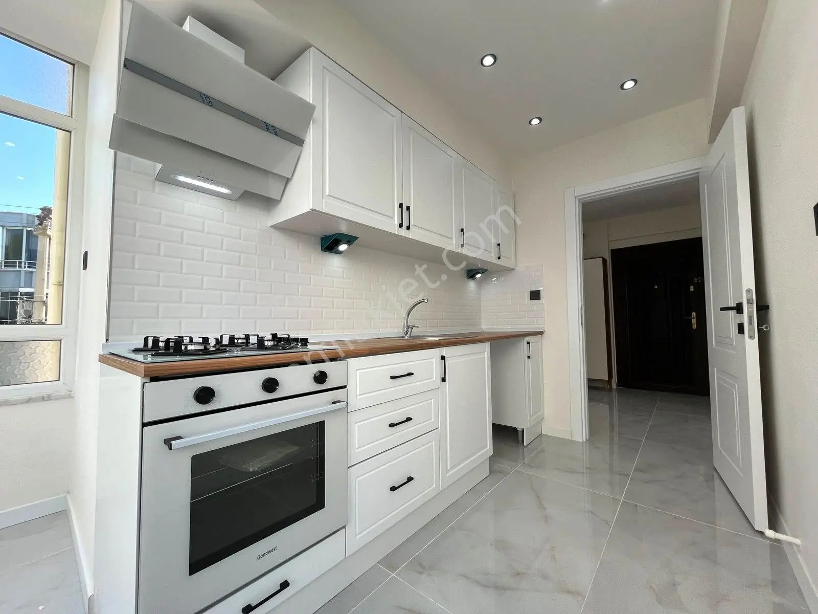 Gümüşden Akçayın Kalbinde Denize 300m Ön Cephe Arakat Masrafsız 2+1 Daire — fotoğraf 24