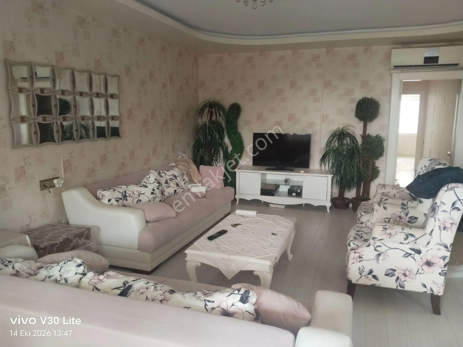 Mersin Erdemli Ayaş Denize Sıfır Konumda Eşyalı Satılık 2+1 Daire — fotoğraf 5