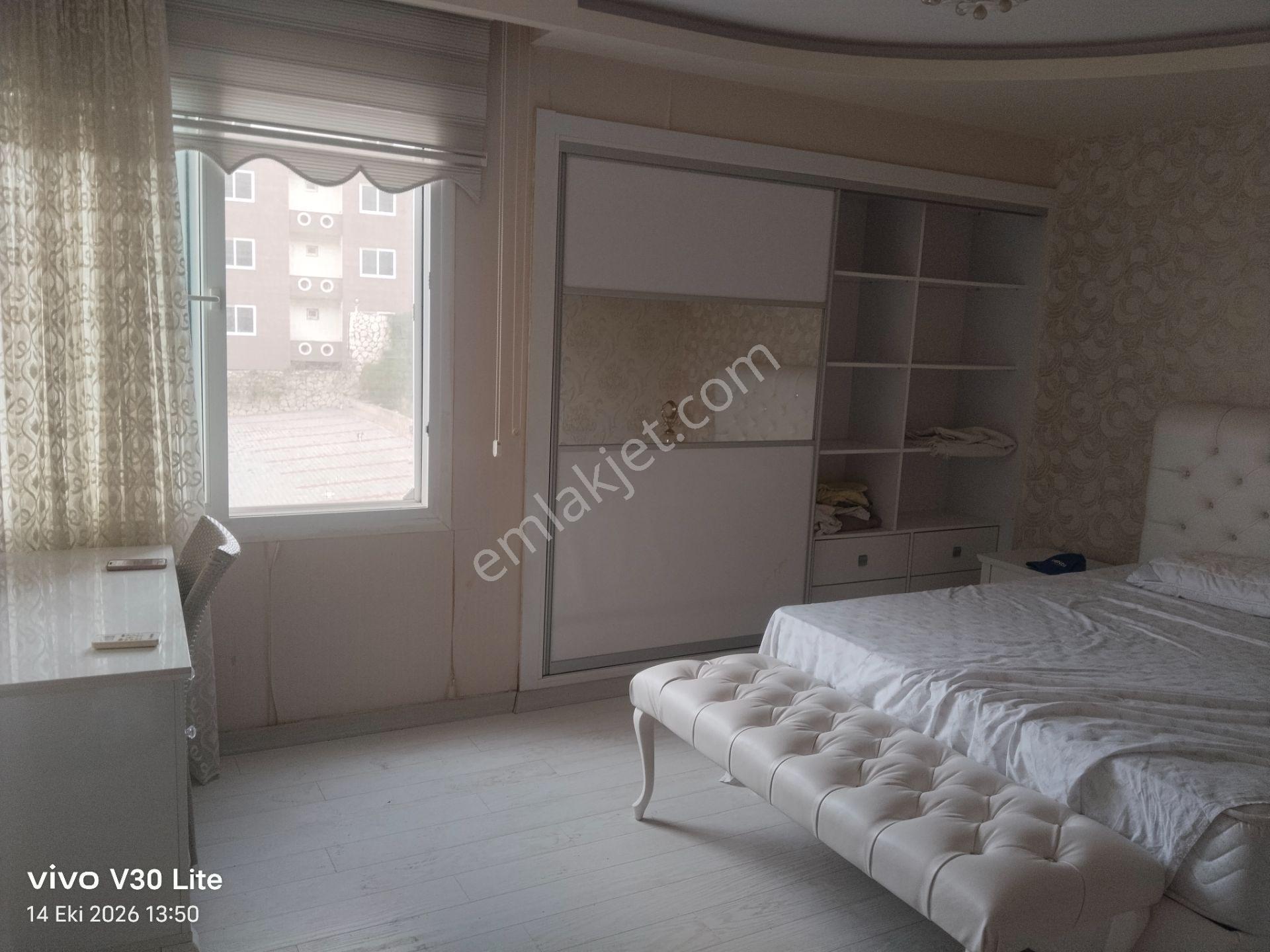 Mersin Erdemli Ayaş Denize Sıfır Konumda Eşyalı Satılık 2+1 Daire — fotoğraf 11