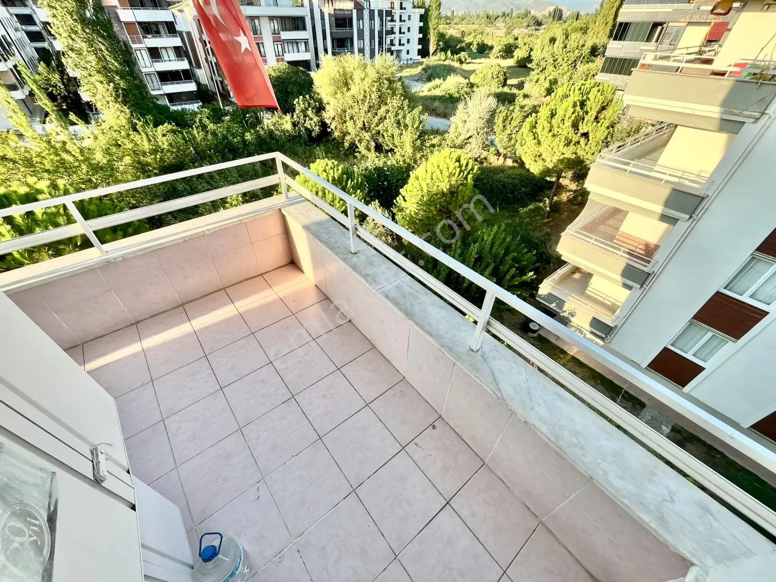 Gümüş'den Akçay'da Yüksek Kredili Doğalgazlı Otoparklı 3+1 Daire! — fotoğraf 31