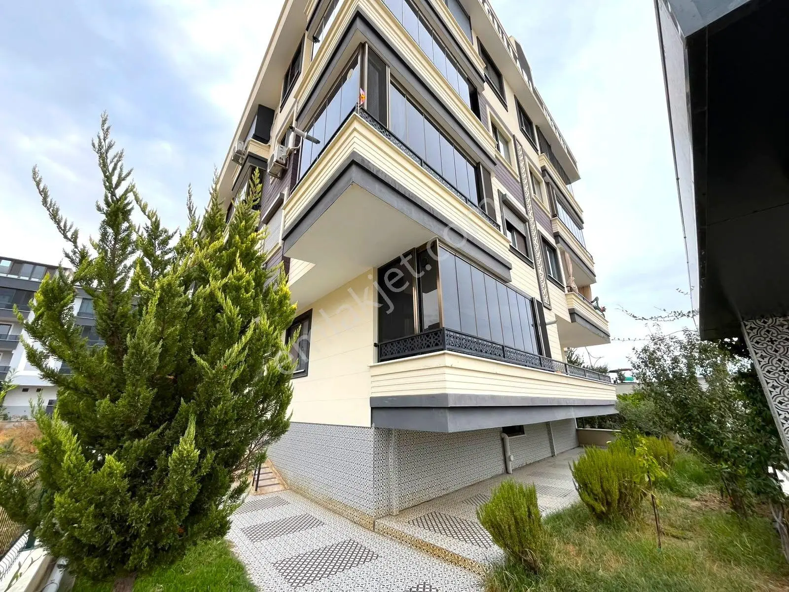 Gümüşden Akçayda Yüksek Kredili Ebeveynli Kapalı Otoparklı Lux 2+1 Daire! — fotoğraf 31