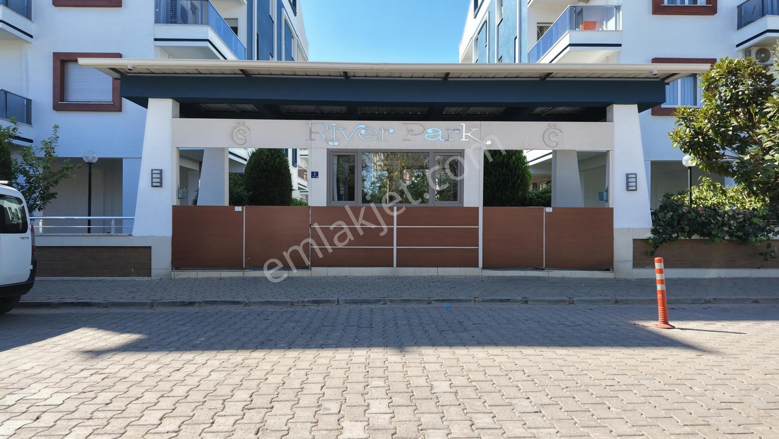 Aydın Mimar Sinan Mh. River Park Sitesi'nde Satılık 3+1 Daire — fotoğraf 2