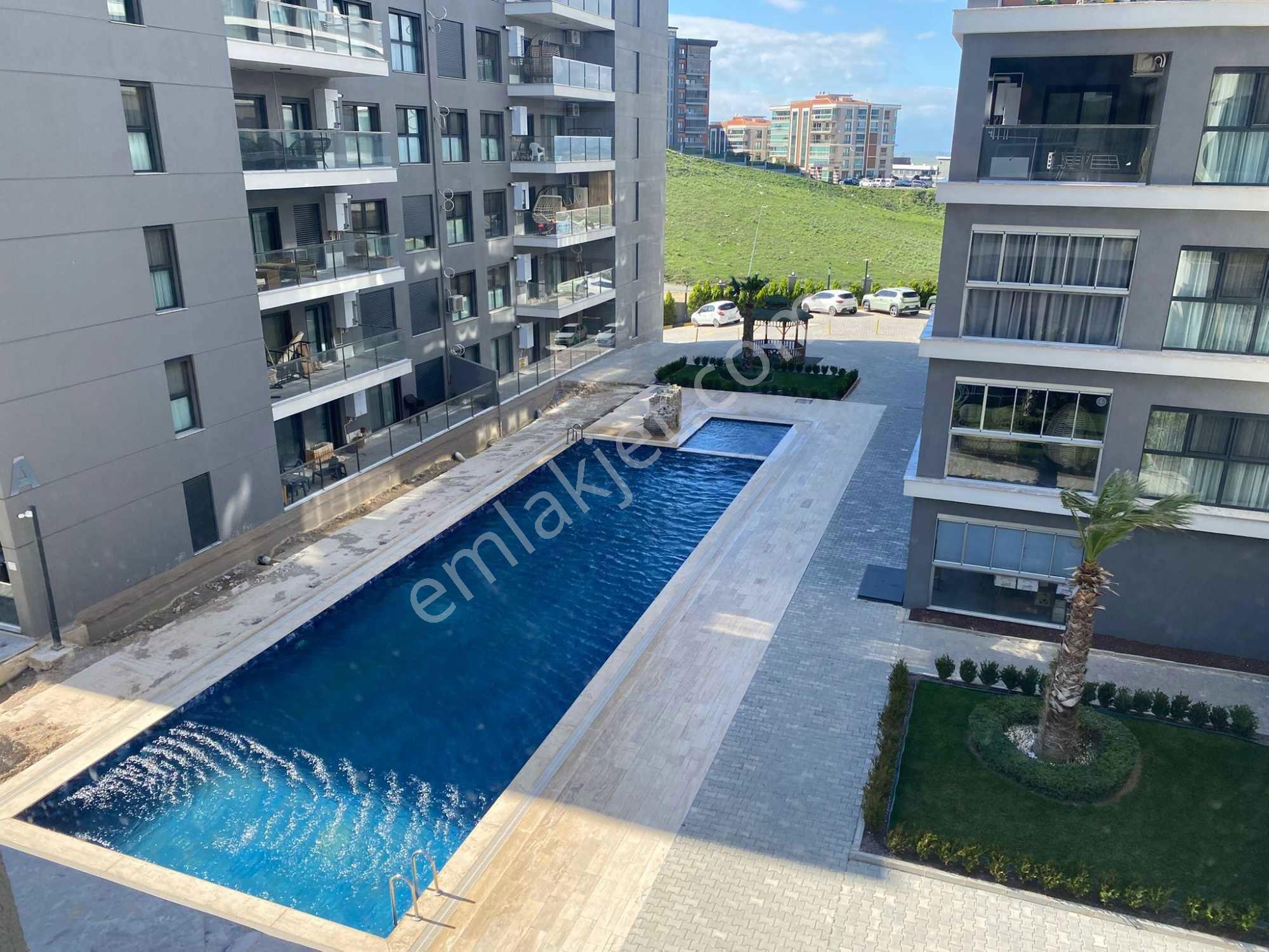 Ulukent Ulu Rezidansta Havuz Cephe Büyük Tıp 3+1 Satılık Daire — fotoğraf 4