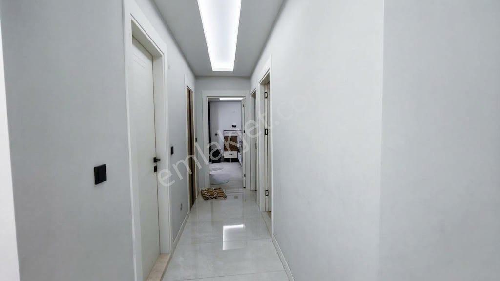 Ulukent Ulu Rezidansta Havuz Cephe Büyük Tıp 3+1 Satılık Daire — fotoğraf 13