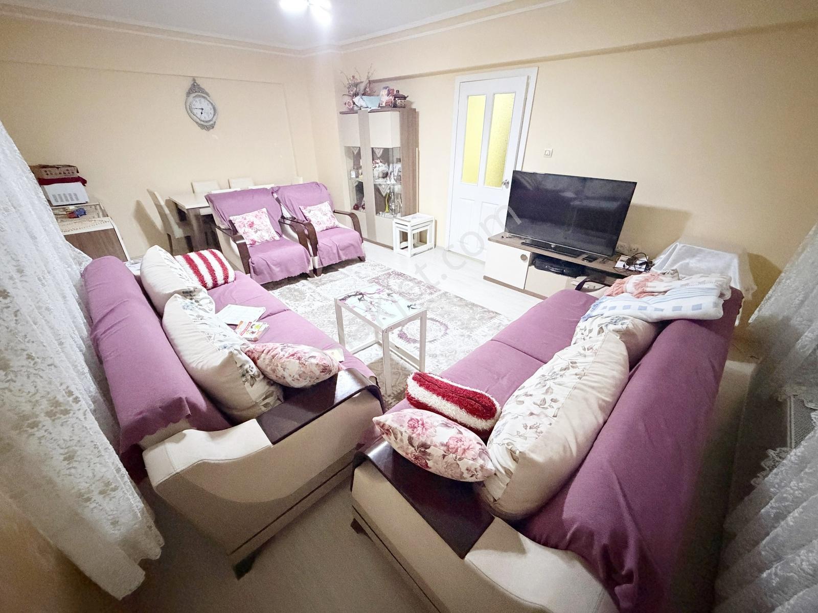 Han Gayrimenkulden Karakayada 3+1 Kök Tapu Satılık Daire — fotoğraf 3