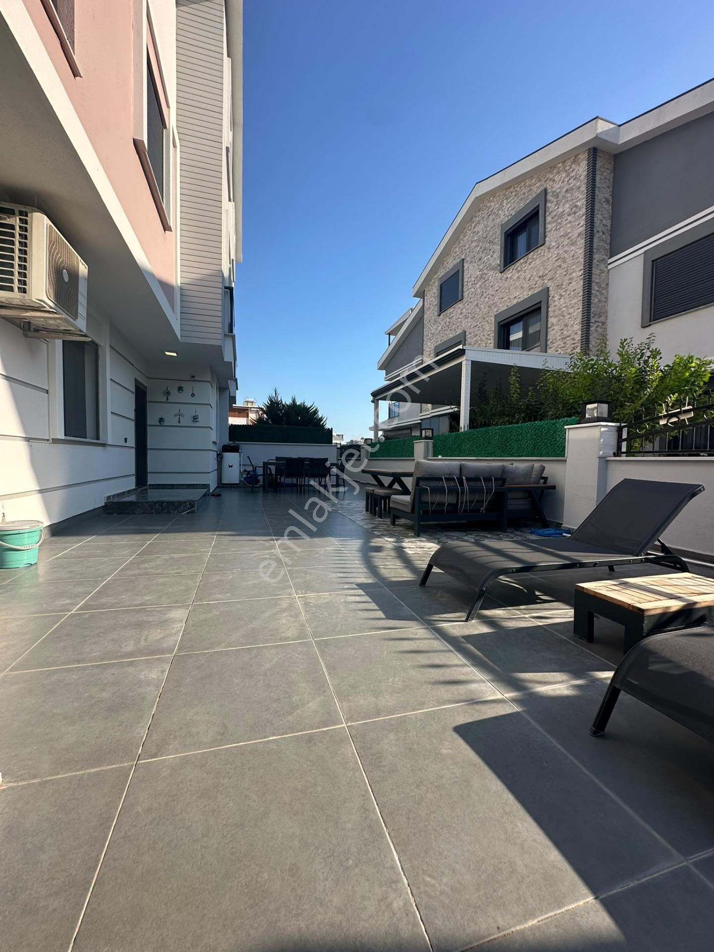 Didim Efeler Mahallesi'nde Havuzlu Satılık 4+1 Villa — fotoğraf 3