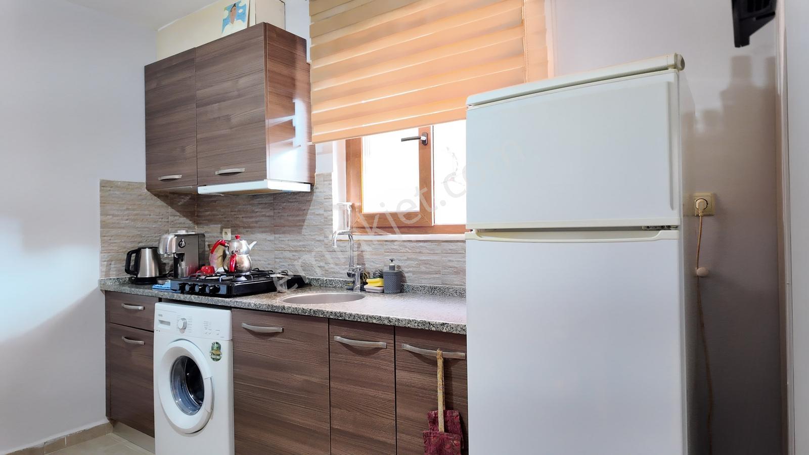 Aydın Efeler Zafer Mahallesi'nde Satılık Eşyalı 1+1 Daire — fotoğraf 8