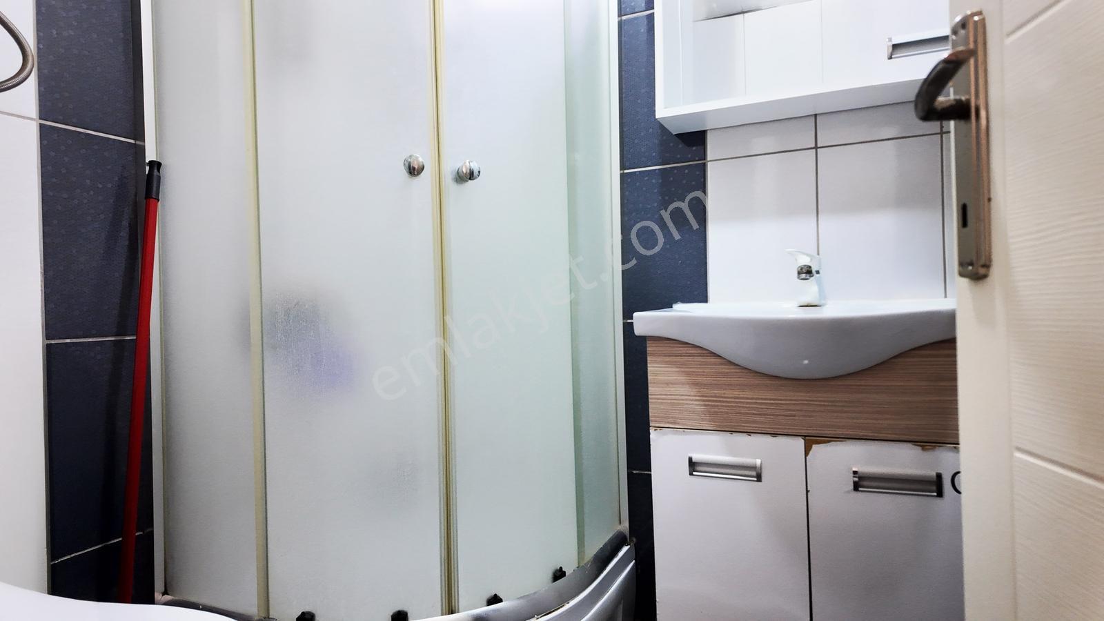 Aydın Efeler Zafer Mahallesi'nde Satılık Eşyalı 1+1 Daire — fotoğraf 10