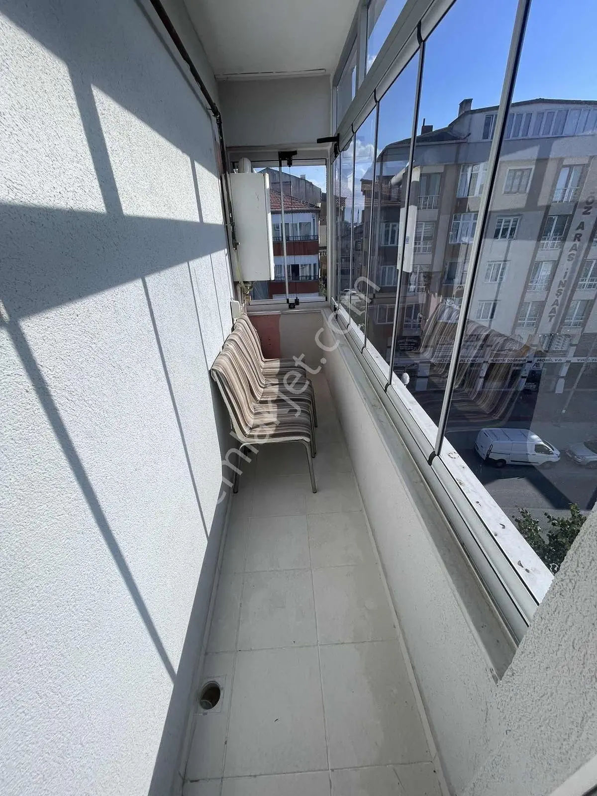 Erbay Caddesinde Satlık 2+1 100m2 İskanlı Daire — fotoğraf 4