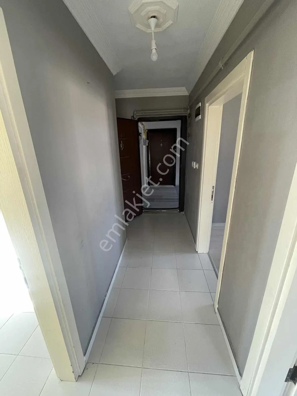 Erbay Caddesinde Satlık 2+1 100m2 İskanlı Daire — fotoğraf 6