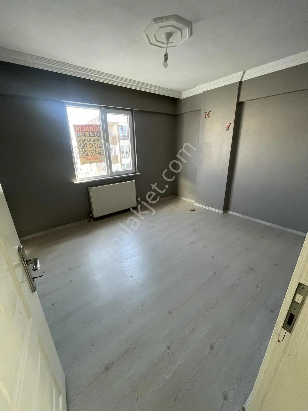 Erbay Caddesinde Satlık 2+1 100m2 İskanlı Daire — fotoğraf 7