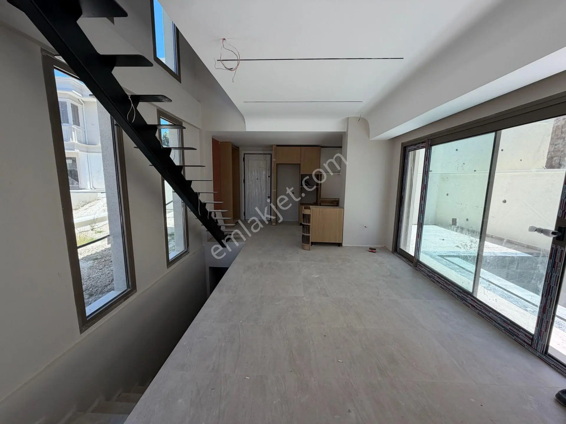 Kuşadası Soğucak'ta Satılık 4+1 Villa — fotoğraf 23