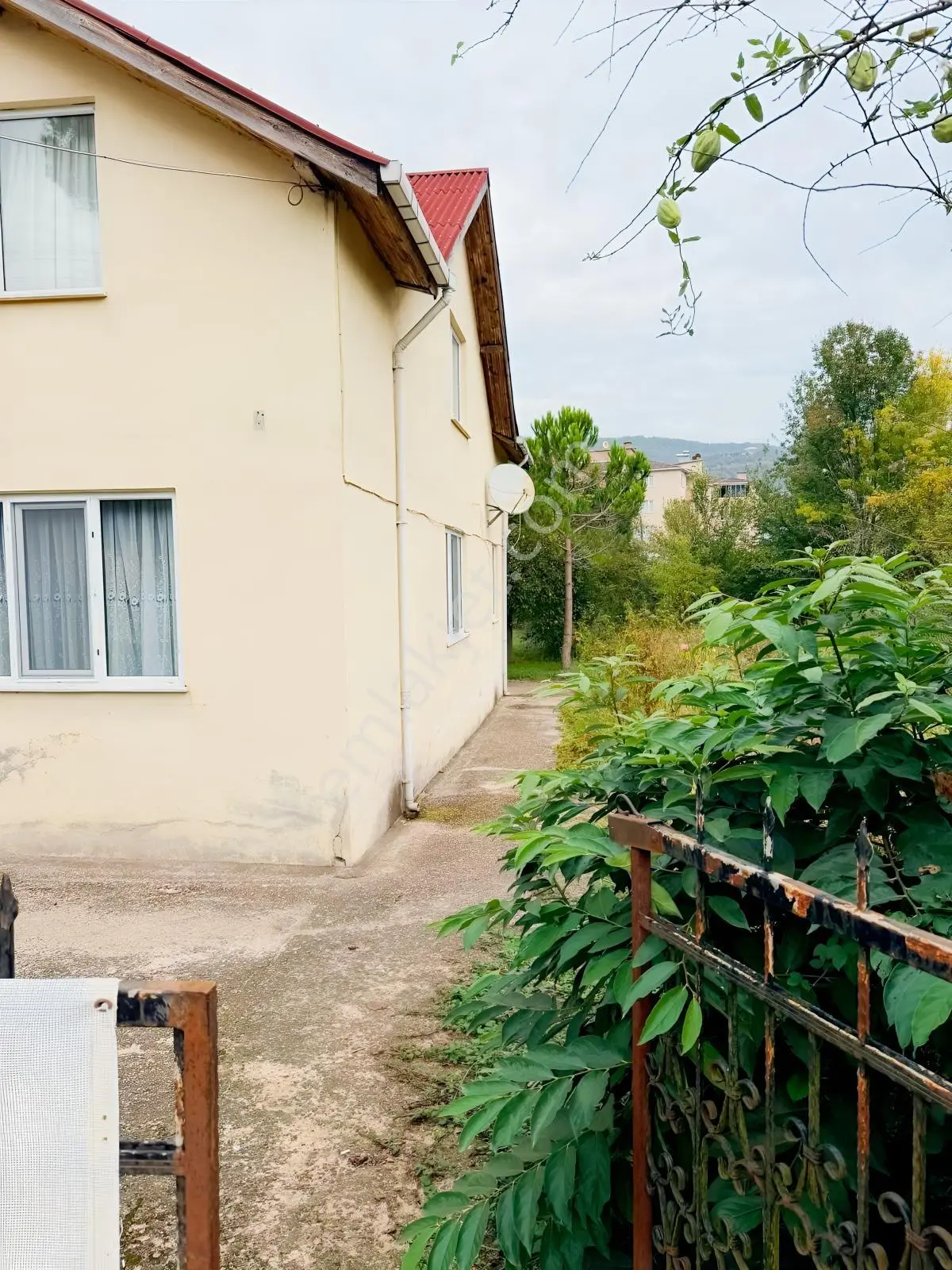 Cide Demirtaş Emlaktan Satılık 2 Katlı 3+1 Müstakil Ev — fotoğraf 4
