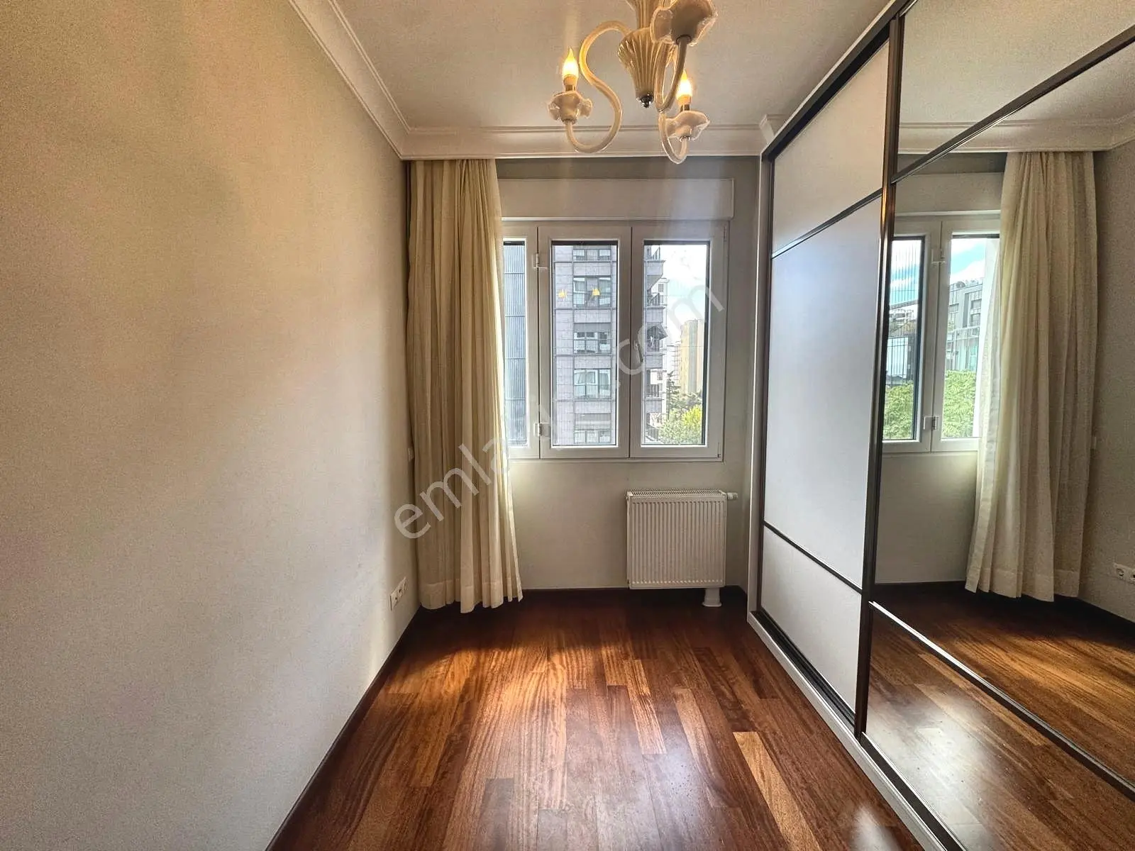 Caddebostan'da 3+1 Net 100m2 Ebv Banyolu Boş İskanlı Daire — fotoğraf 13
