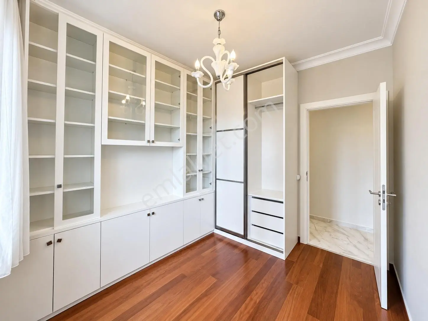 Caddebostan'da 3+1 Net 100m2 Ebv Banyolu Boş İskanlı Daire — fotoğraf 21
