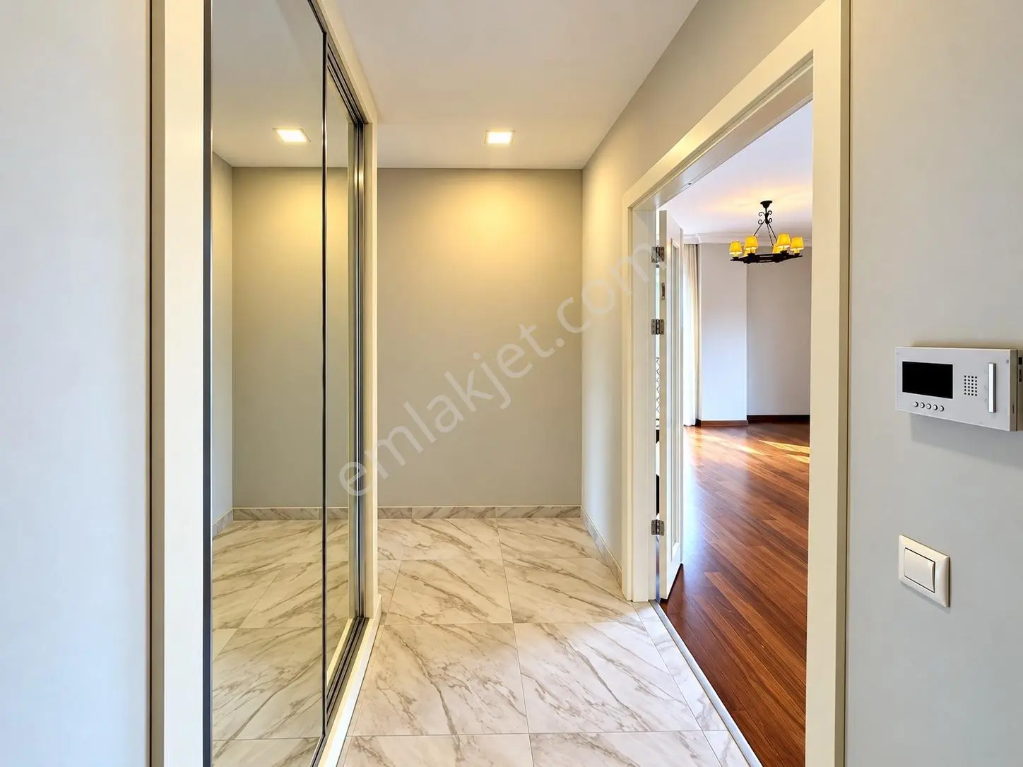 Caddebostan'da 3+1 Net 100m2 Ebv Banyolu Boş İskanlı Daire — fotoğraf 27