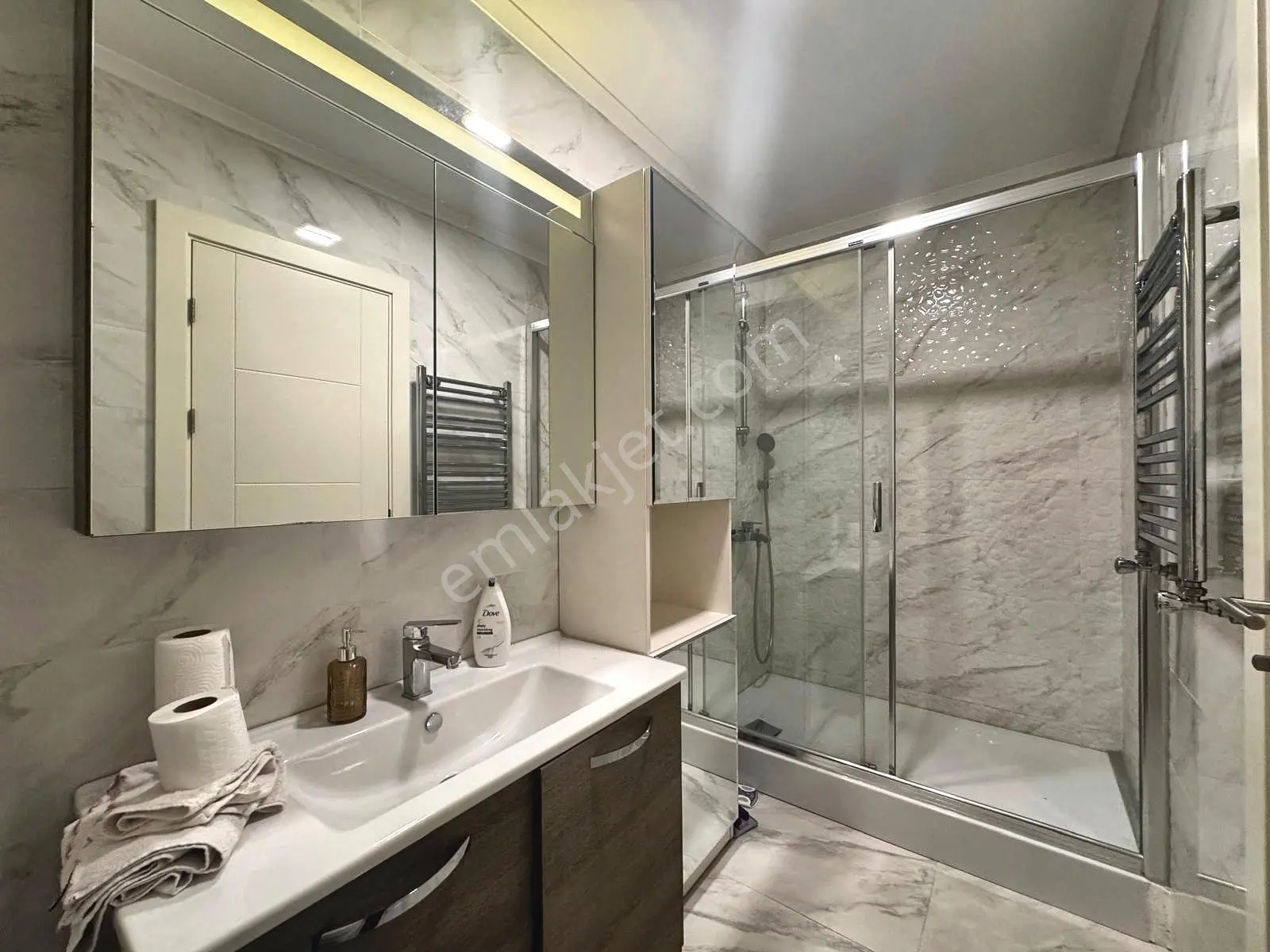 Caddebostan'da 3+1 Net 100m2 Ebv Banyolu Boş İskanlı Daire — fotoğraf 41
