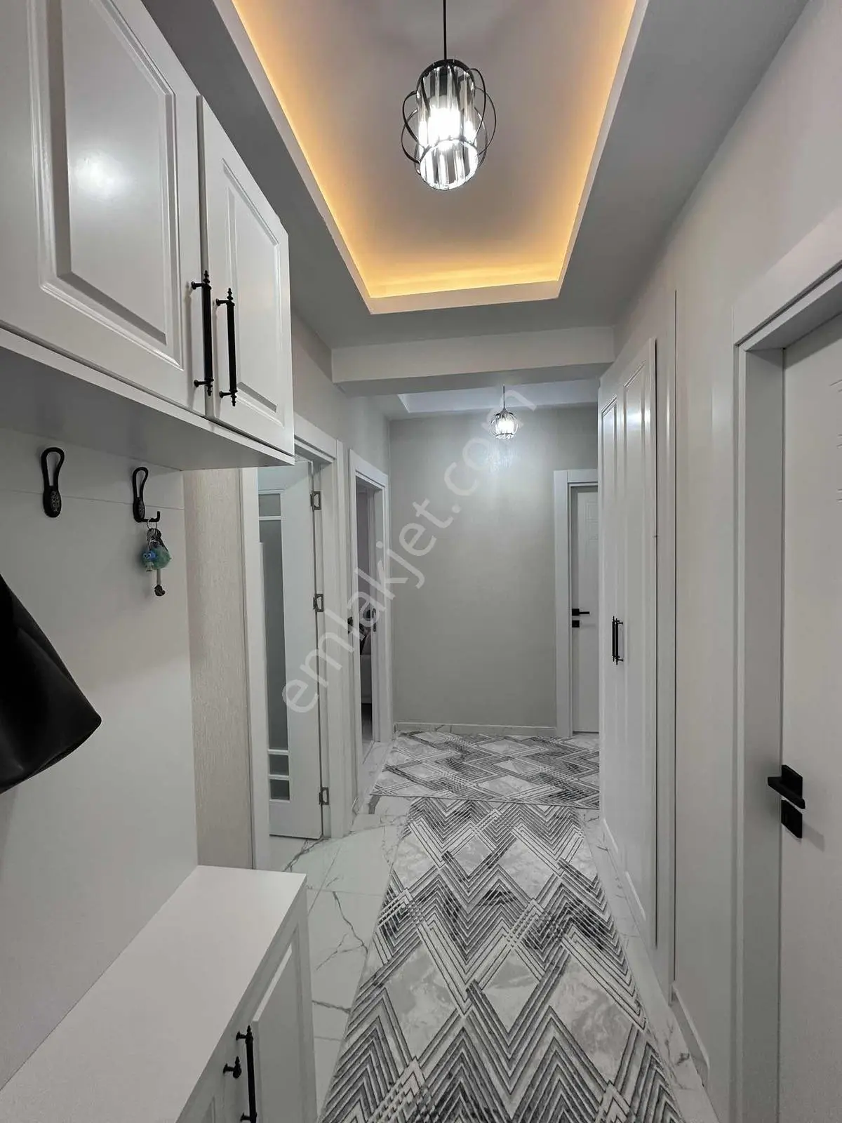Atlı Life Gayrimenkul'den Stad Yanı 2+1 Satılık Daire — fotoğraf 2