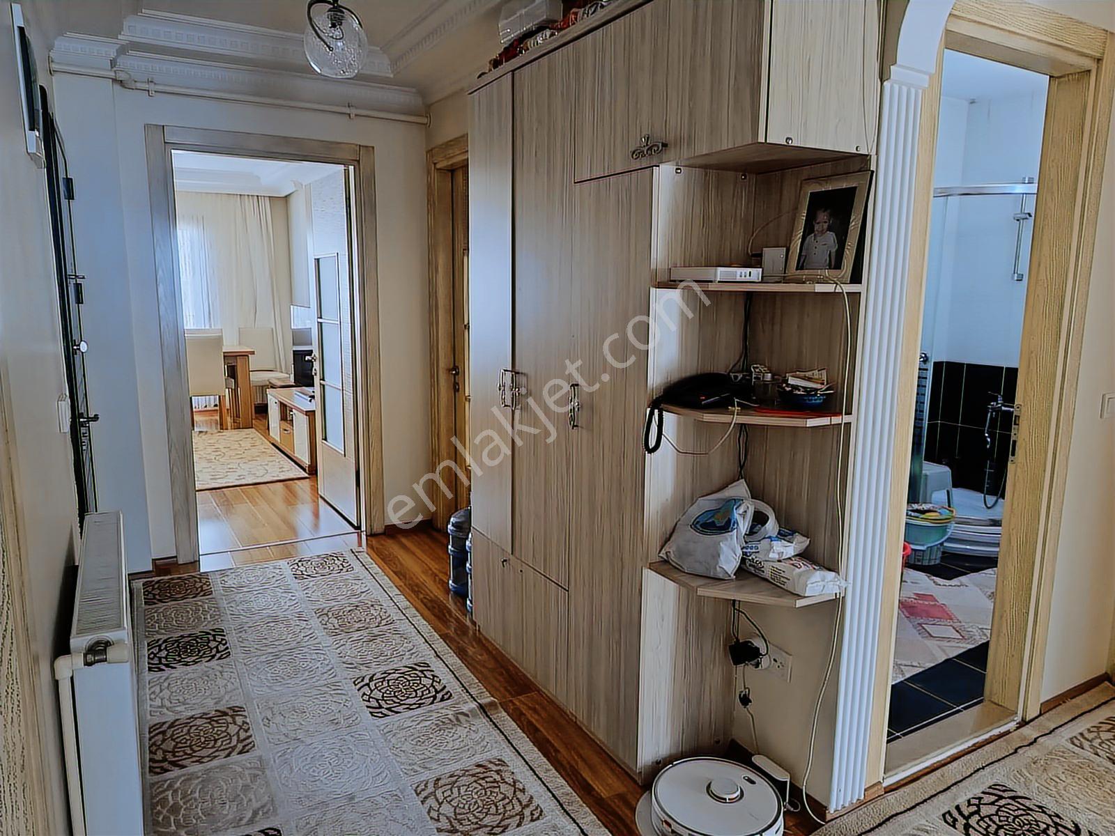 Coldwell Banker Poyraz'dan Şirinyer'de 3+1 Ferah Daire — fotoğraf 9
