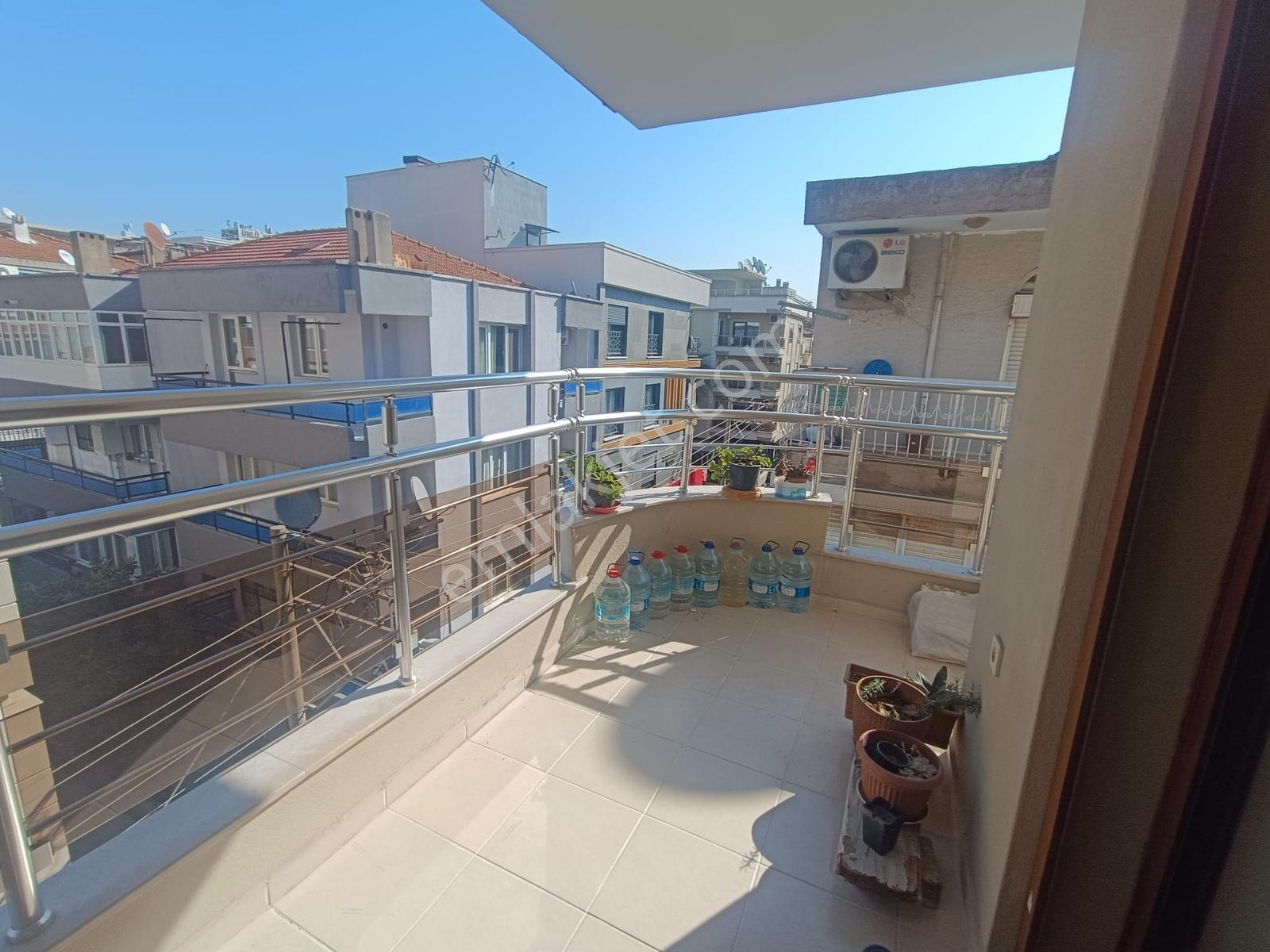 Coldwell Banker Poyraz'dan Şirinyer'de 3+1 Ferah Daire — fotoğraf 26