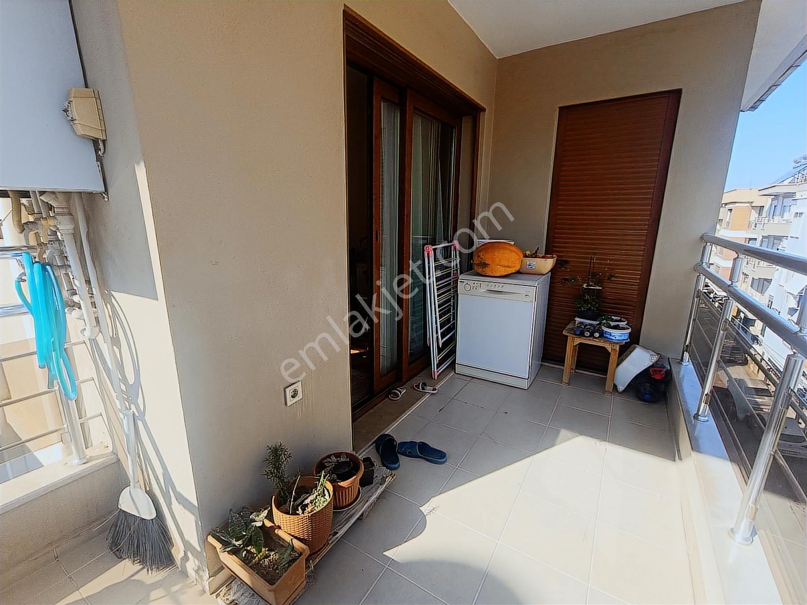 Coldwell Banker Poyraz'dan Şirinyer'de 3+1 Ferah Daire — fotoğraf 27