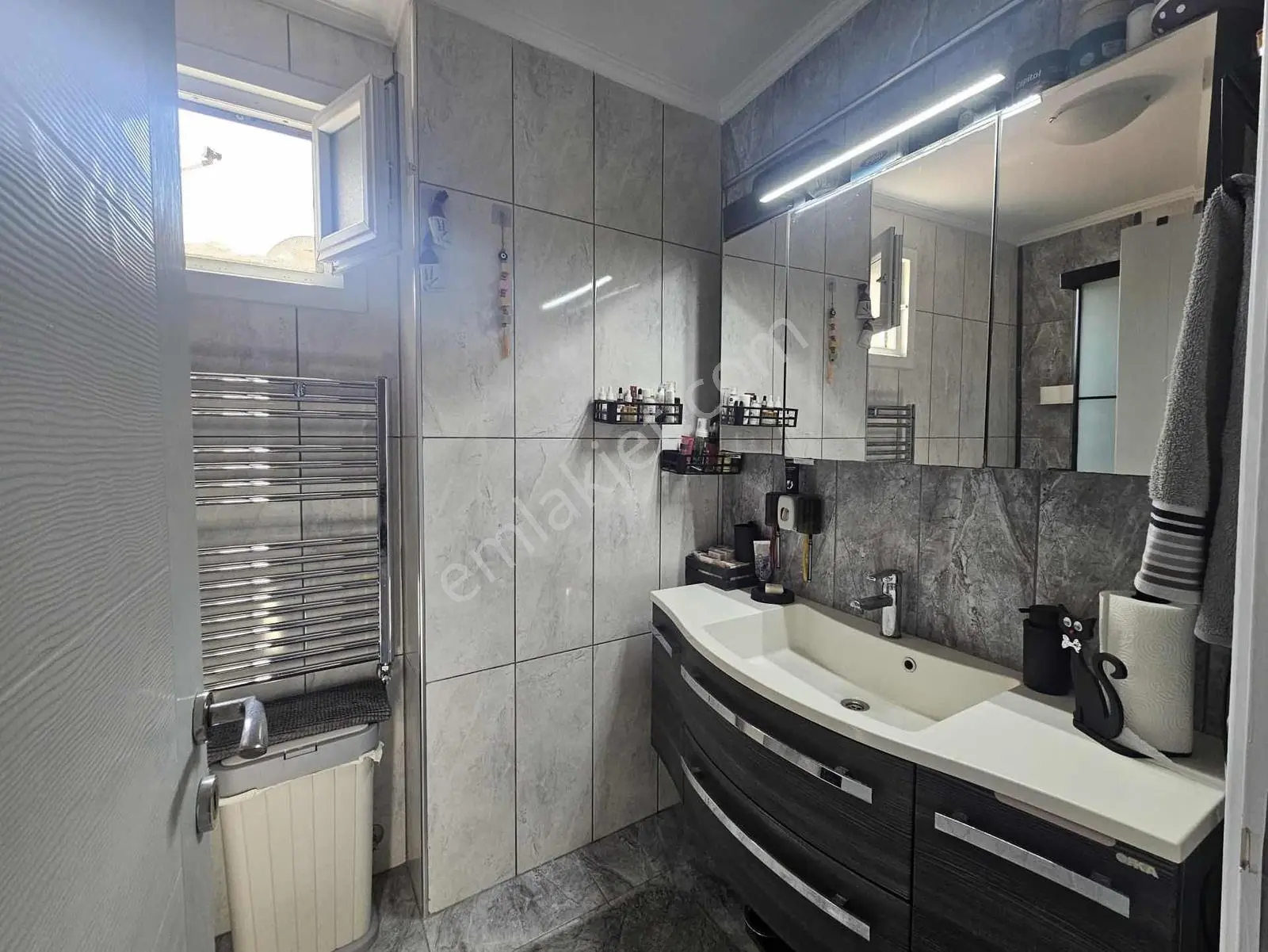 Fatih Akşemsettin Mahallesinde Full Tadilatlı 3+1satılık Daire — fotoğraf 13
