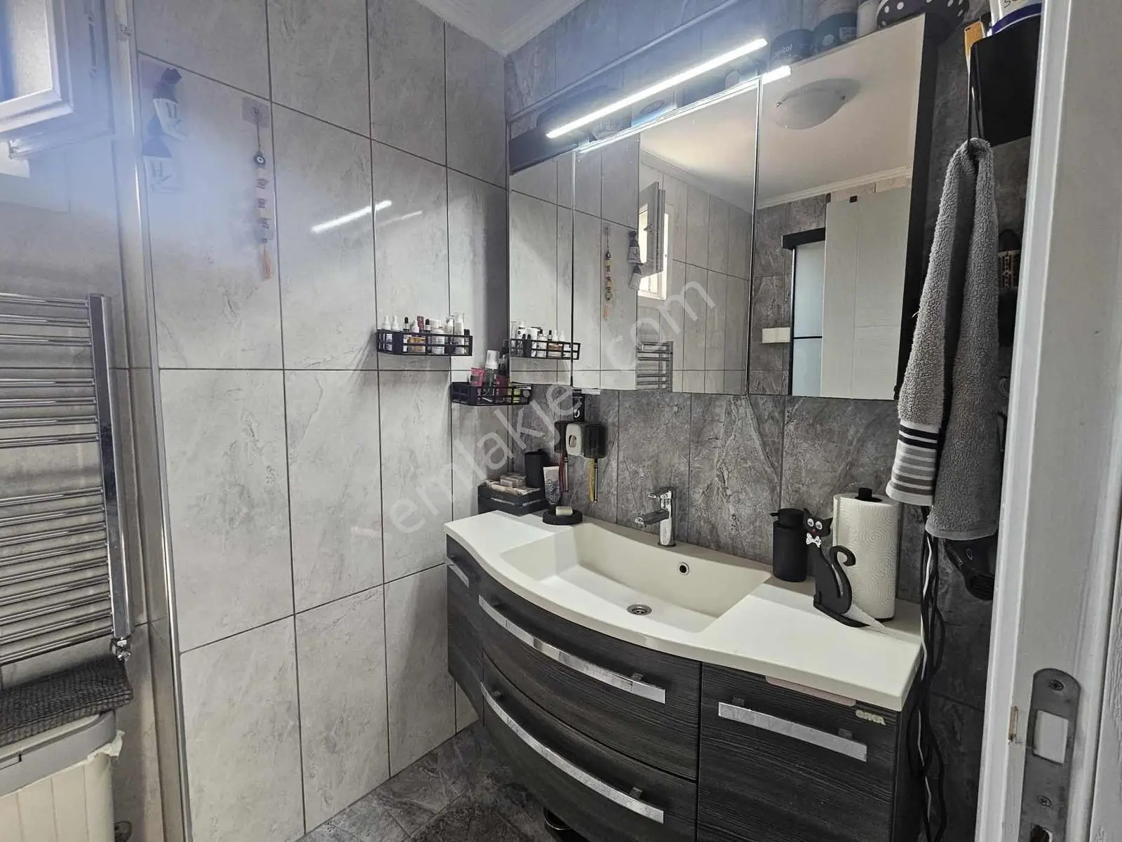 Fatih Akşemsettin Mahallesinde Full Tadilatlı 3+1satılık Daire — fotoğraf 22