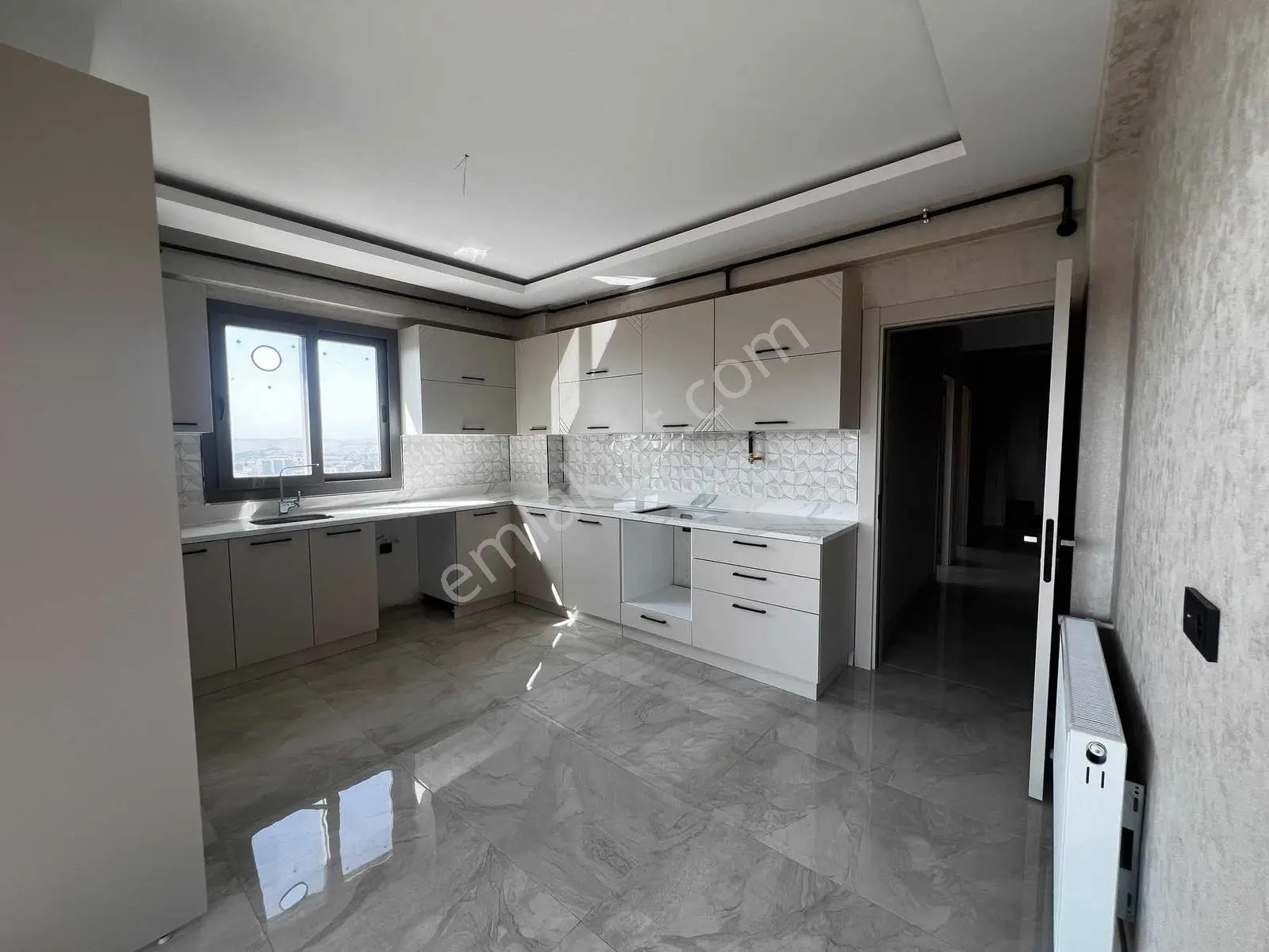 Oyundünyası Yanı Şehir Manzaralı Köşebaşı Satılık 4+0 Daire — fotoğraf 7