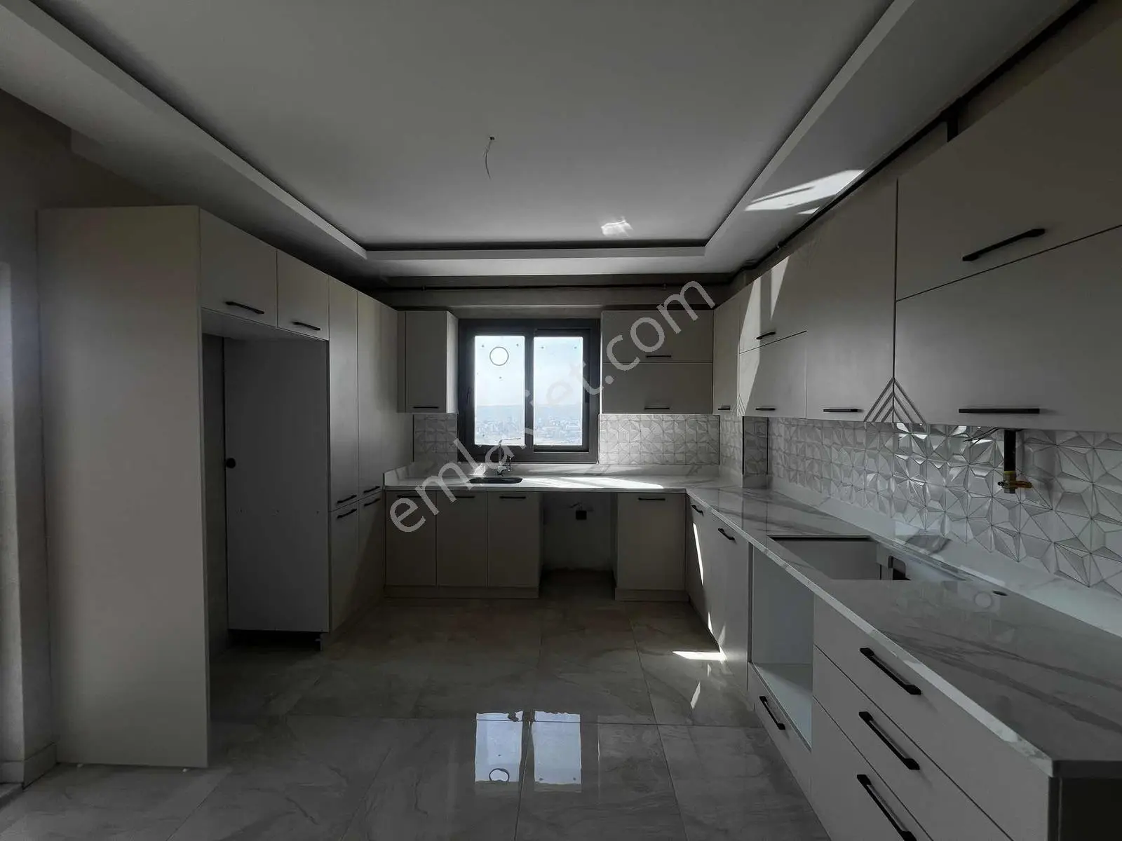 Oyundünyası Yanı Şehir Manzaralı Köşebaşı Satılık 4+0 Daire — fotoğraf 9