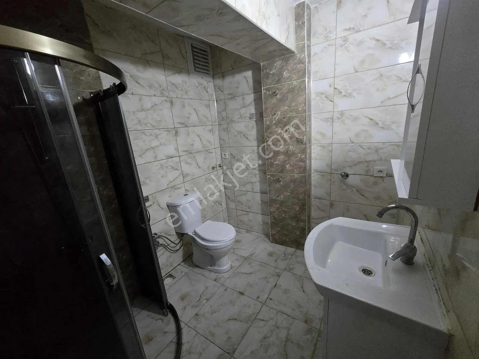 Kuşadası Davutlar Merkezde 120 M2 Ayrı Mutfak Satılık 3+1 Daire — fotoğraf 17