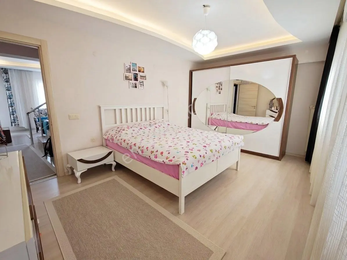 Konak Eşrefpaşa Güneşli Mah. 3+1 Çatı Dubleksı Satılık Daire — fotoğraf 10