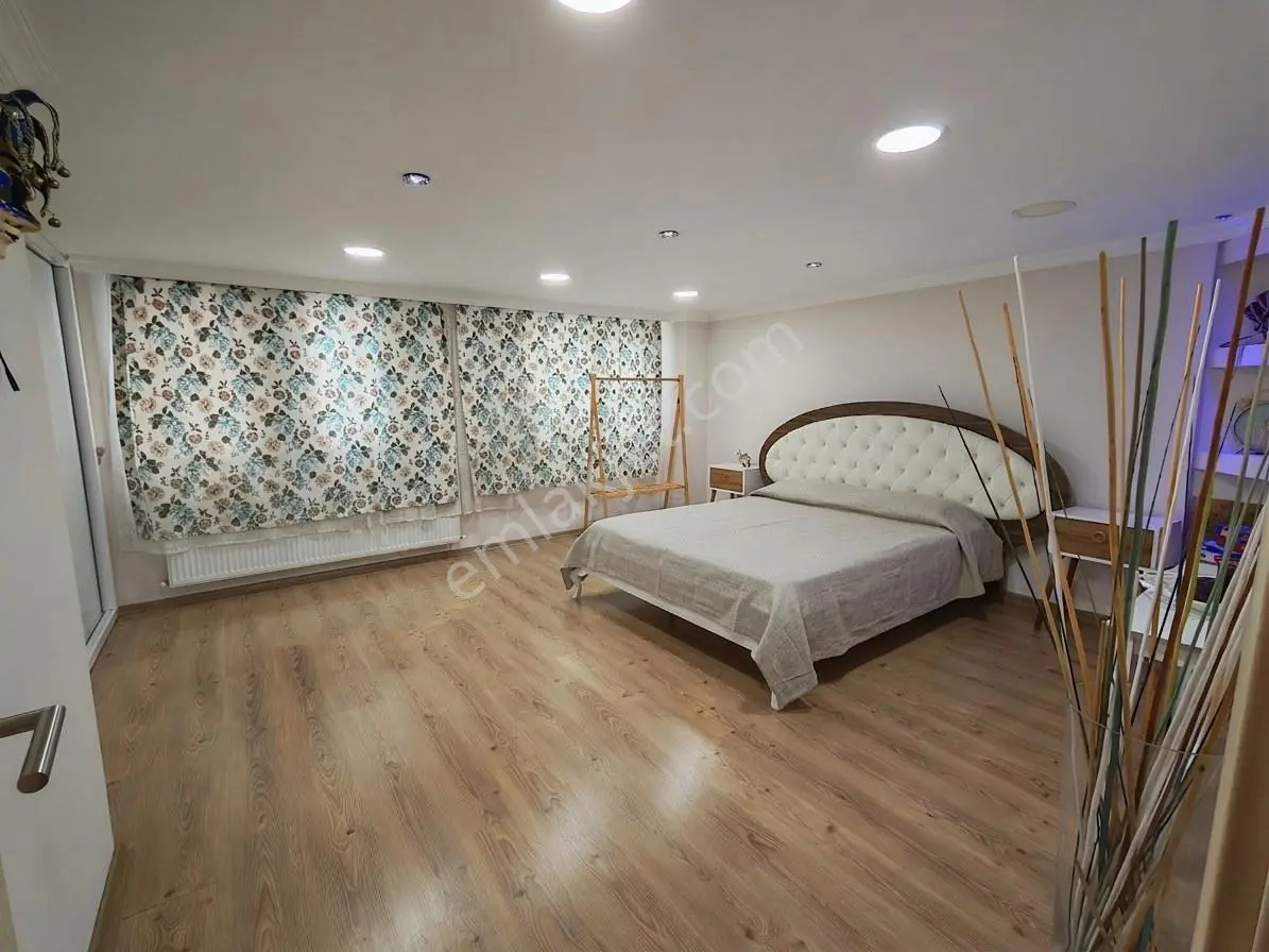Konak Eşrefpaşa Güneşli Mah. 3+1 Çatı Dubleksı Satılık Daire — fotoğraf 15