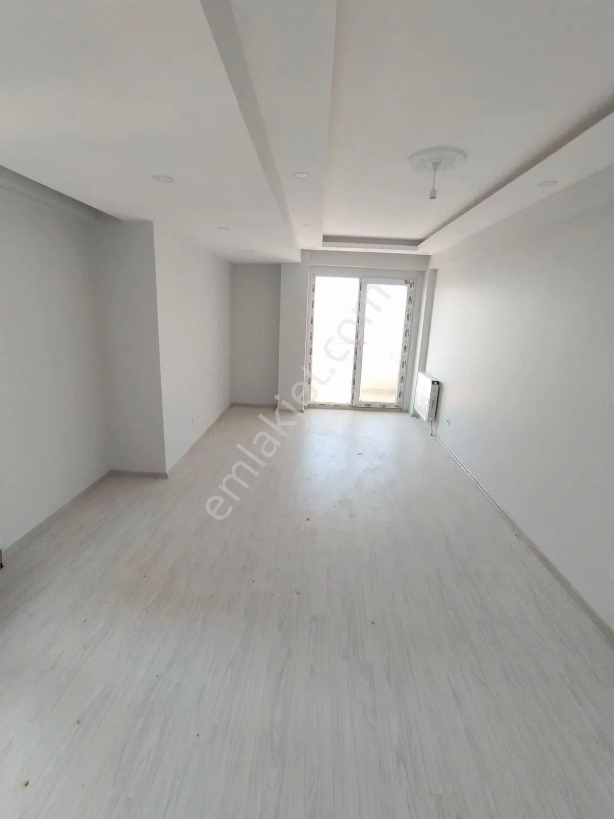 Mertcan'dan Yakacık'ta Orman Ve Adalar Manzaralı Lüks 3+1 İskanlı