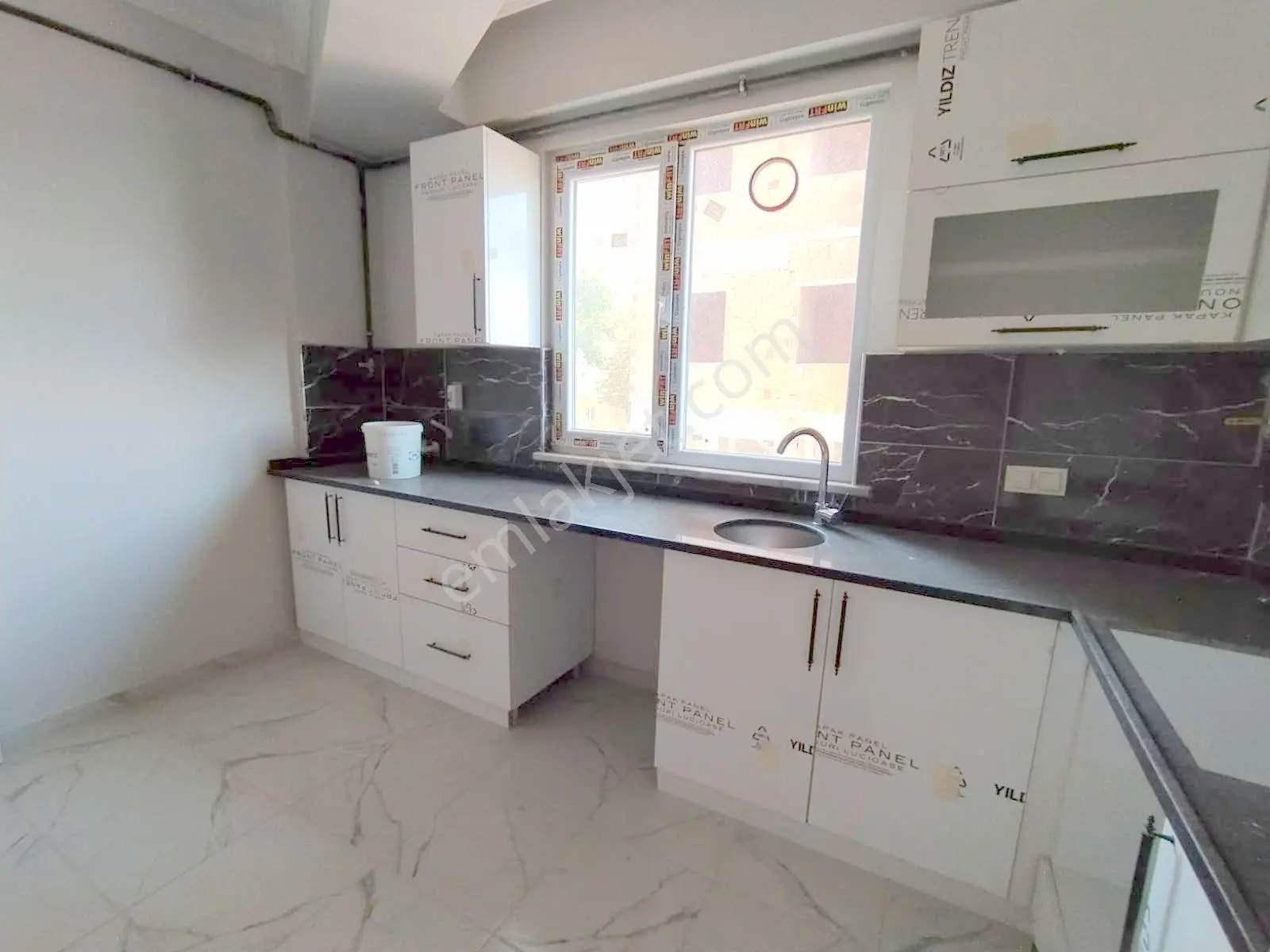 Mertcan'dan Yakacık'ta Orman Ve Adalar Manzaralı Lüks 3+1 İskanlı — fotoğraf 5