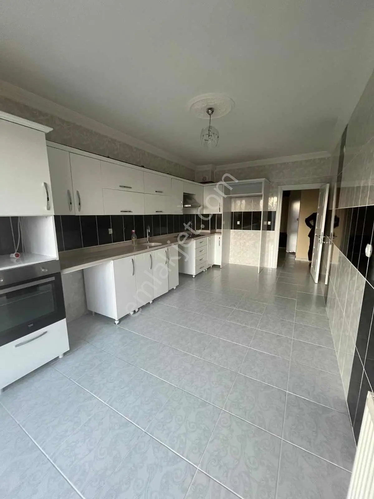 Abdullahpaşada 160 M2 3+1 Satılık Daire — fotoğraf 2