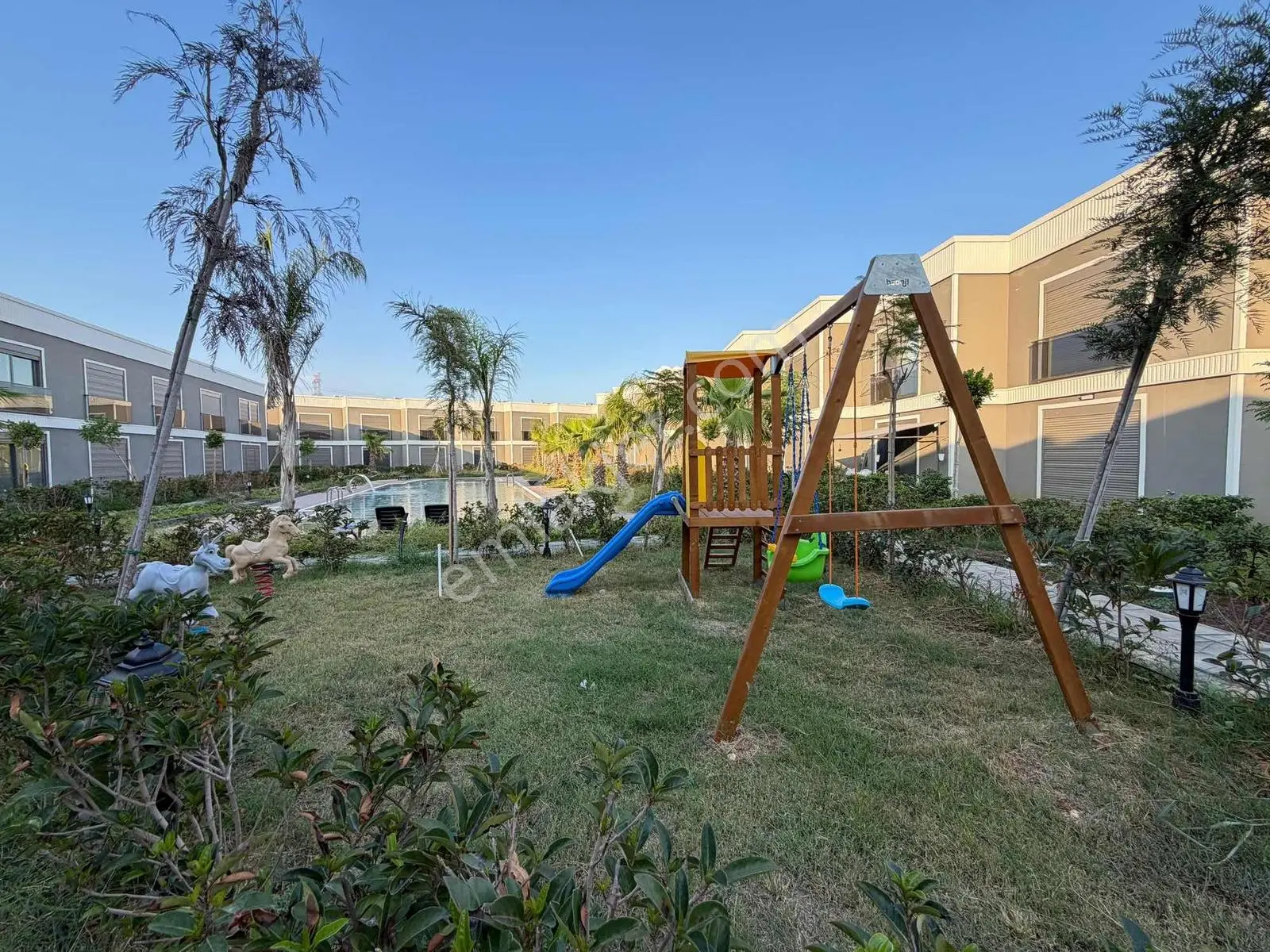 İskanlı Kompleks Villa Tadında 2+1 Satılık Daire — fotoğraf 4