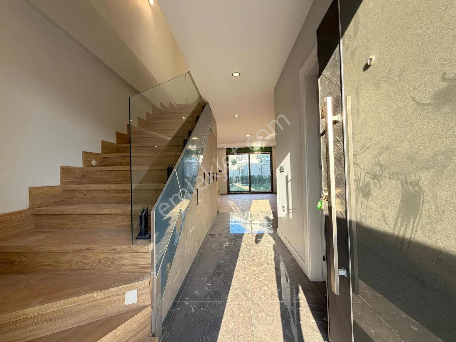 İskanlı Kompleks Villa Tadında 2+1 Satılık Daire — fotoğraf 6