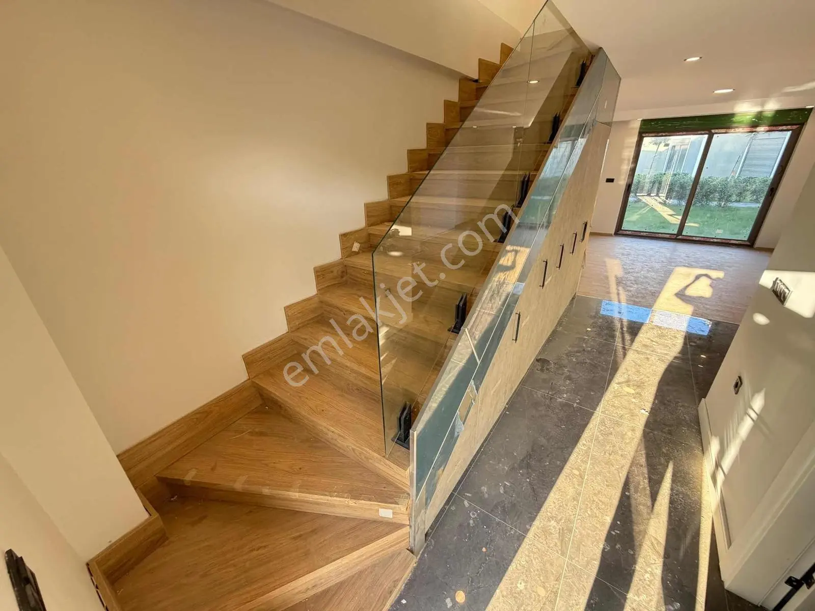 İskanlı Kompleks Villa Tadında 2+1 Satılık Daire — fotoğraf 12