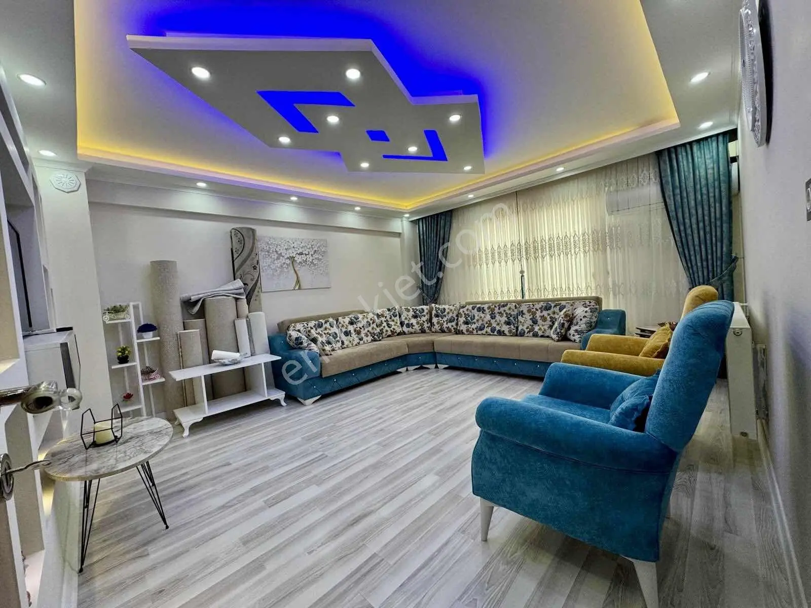 Muradiye Mah Satılık 3+1 150m² Ara Kat Daire — fotoğraf 9