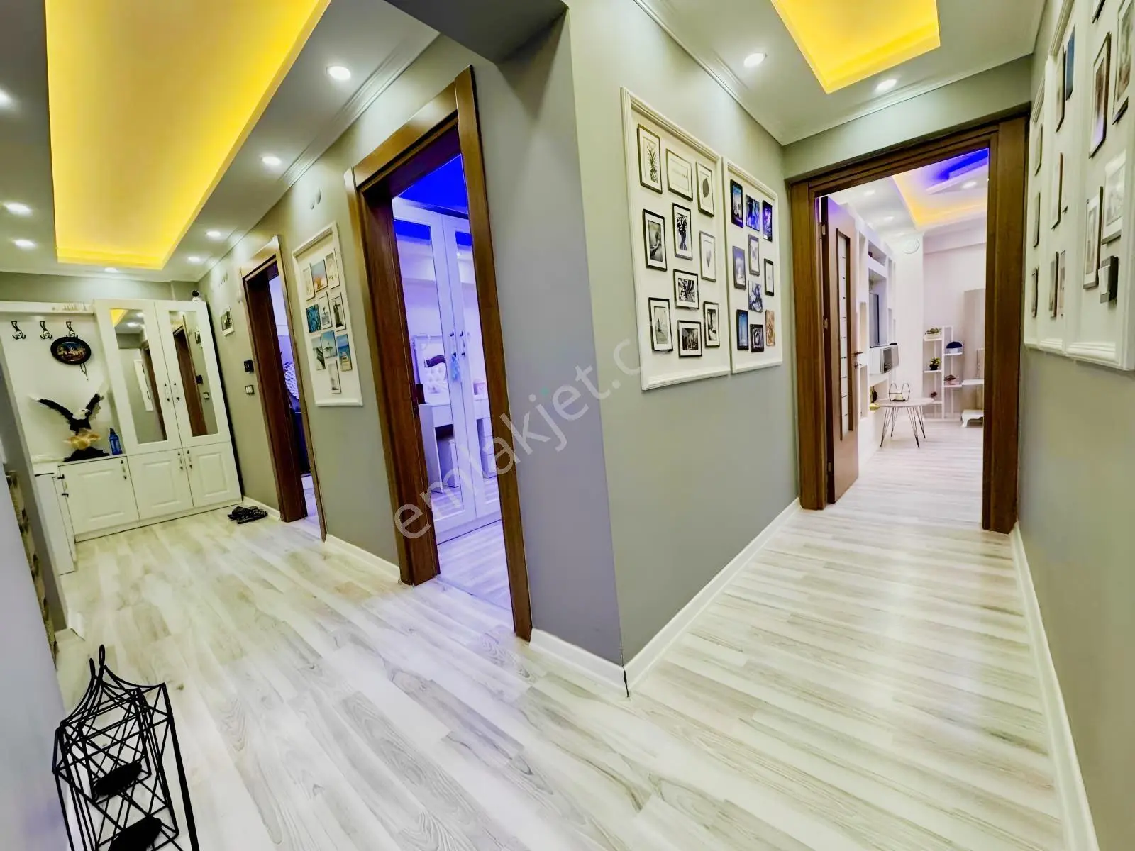 Muradiye Mah Satılık 3+1 150m² Ara Kat Daire — fotoğraf 13