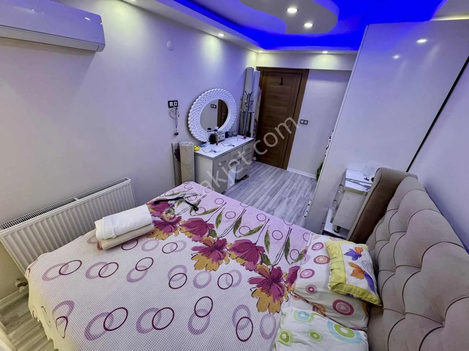 Muradiye Mah Satılık 3+1 150m² Ara Kat Daire — fotoğraf 17