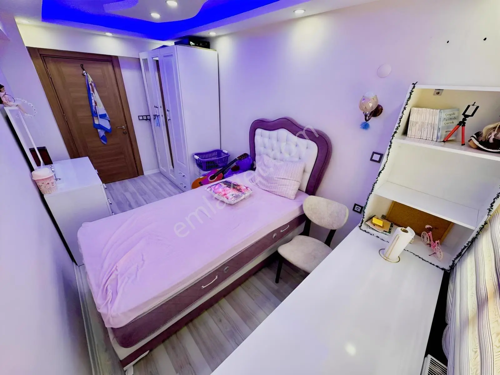 Muradiye Mah Satılık 3+1 150m² Ara Kat Daire — fotoğraf 20